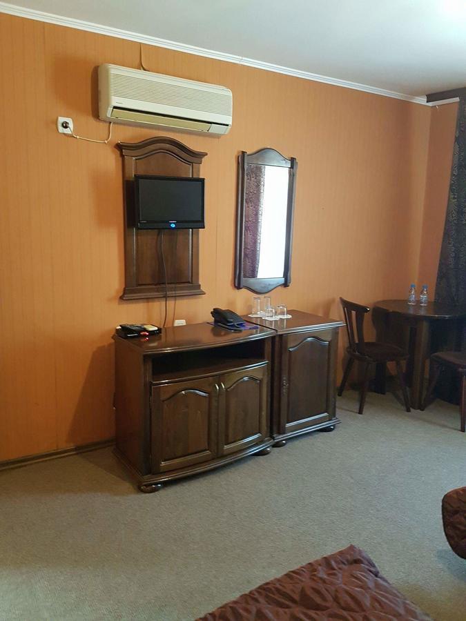 Motel Paradise Oryakhovo Ngoại thất bức ảnh